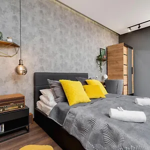 Old Town Good Vibes By Renters Apartament