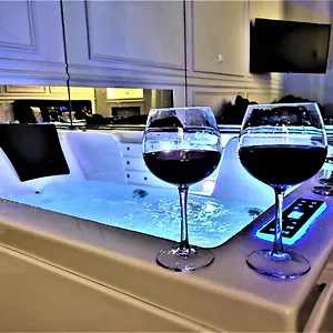 Luxury Jacuzzi Apartament
